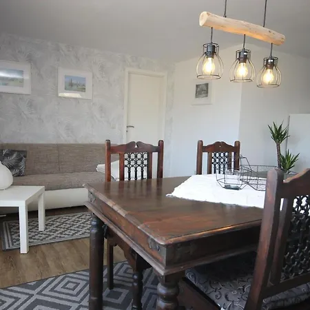 Holiday home Cathrins Boddenblick *